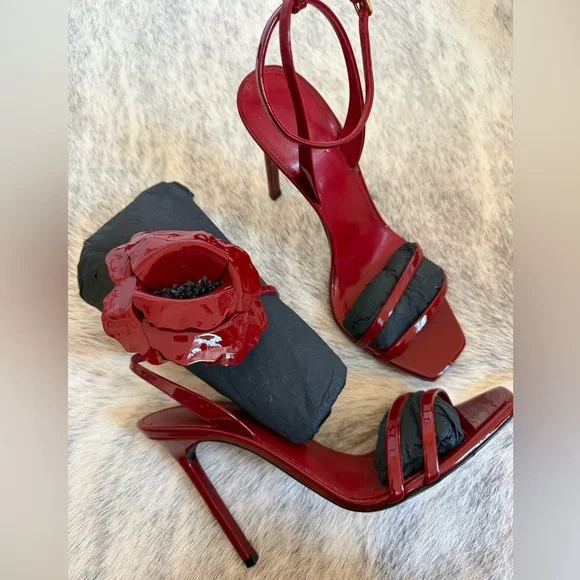 Saint Laurent AMBER FLOWER SANDALS IN PATENT LEATHER 38 - Picture 2 of 4